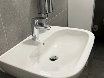 Kalk- und Schmutzfreie Sanitäranlagen
